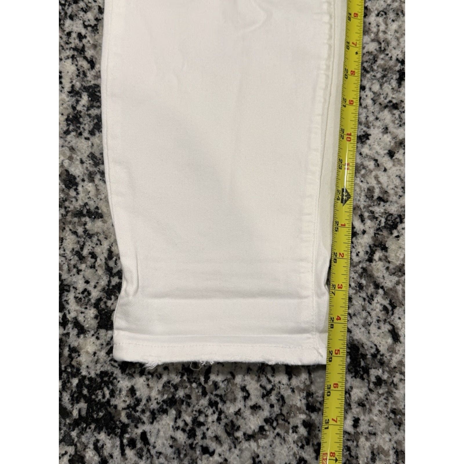 Denime Judy Blue Jeans Woman 13/31 White Boyfriend Distressed 5-Pocket Mid Rise 32 Inseam 29 Logo JB82276 WHT Size 34" / US 12 / IT 48 - 2 Thumbnail