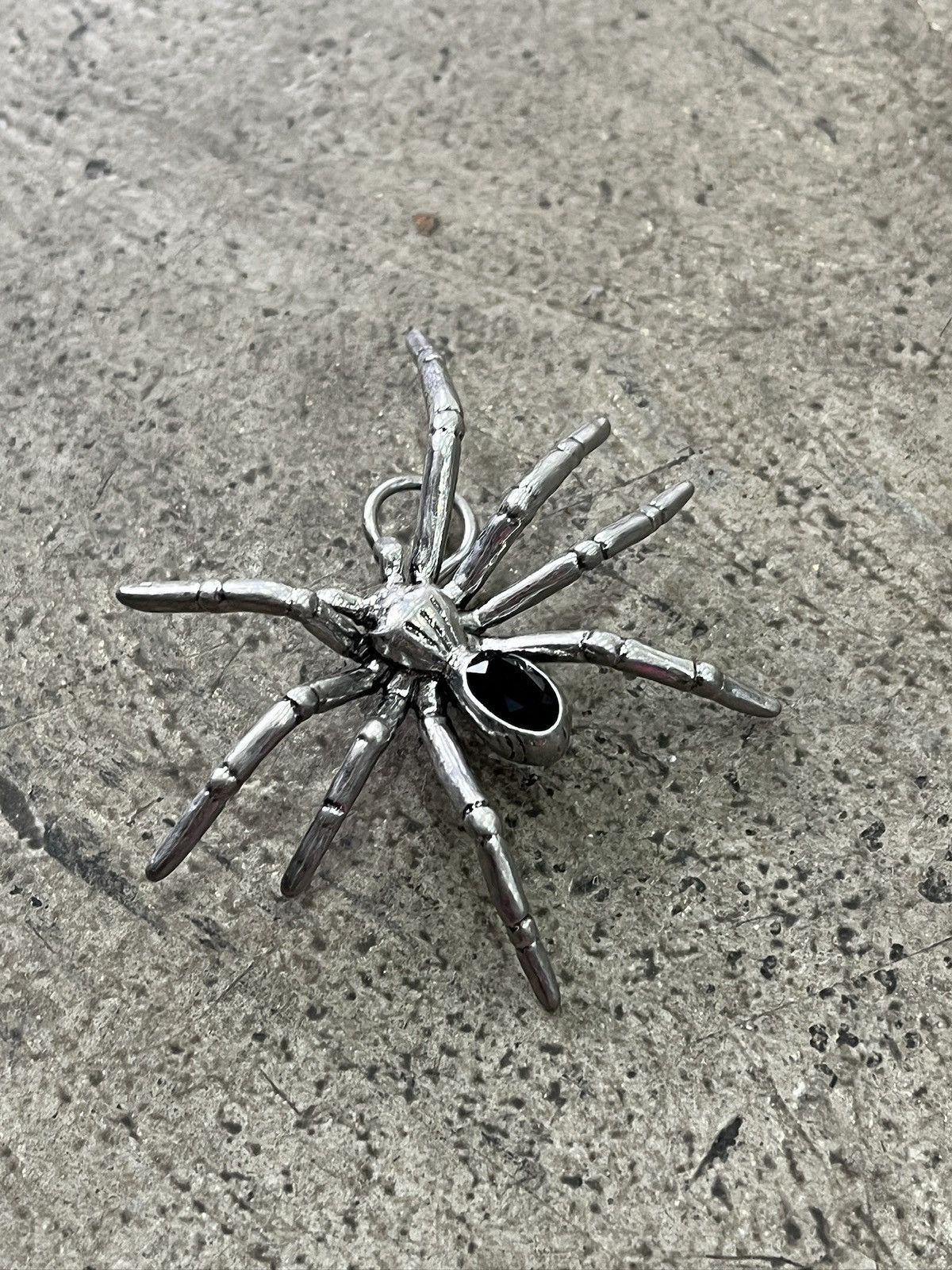 Heaven by Marc Jacobs Heaven by Marc Jacobs Silver Spider Earring (unisex) Size ONE SIZE - 8 Thumbnail