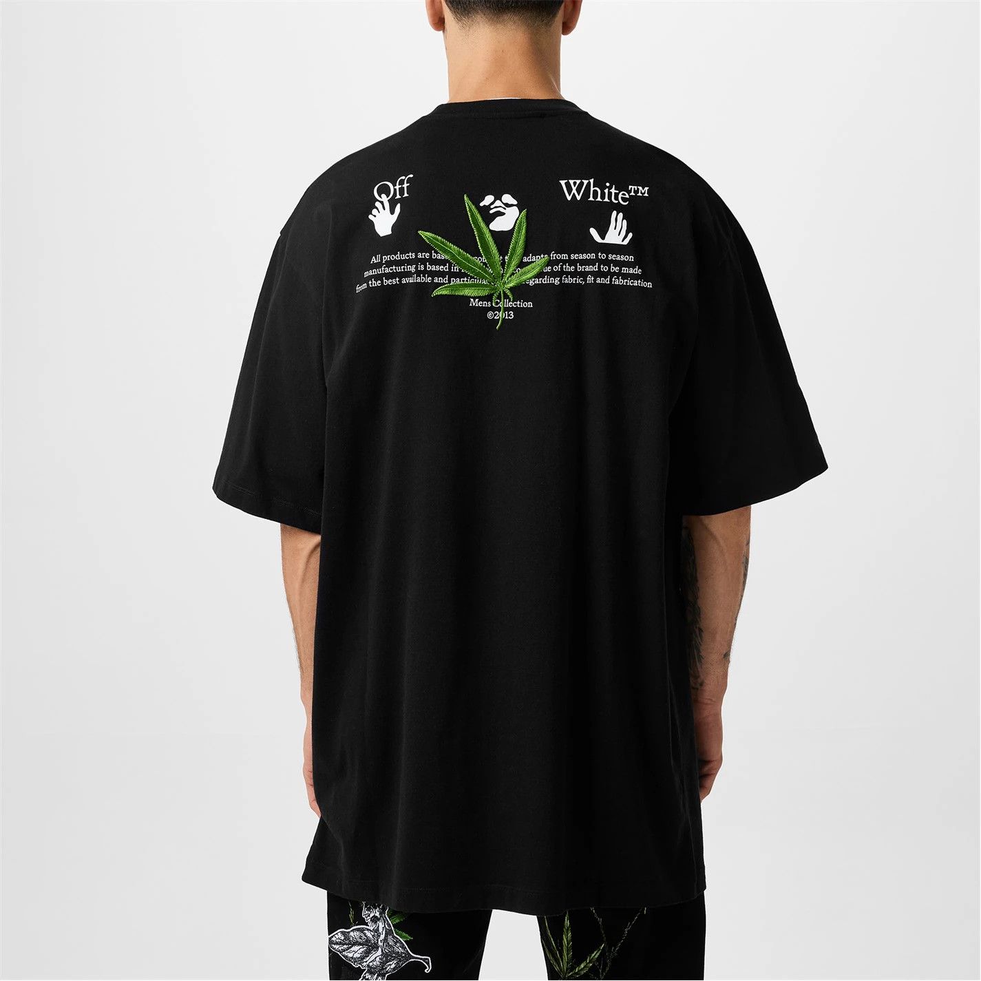 Off-White o1g2r1mq0226 Short-Sleeve Longline T-Shirt In Black Size US XS / EU 42 / 0 - 3 Thumbnail