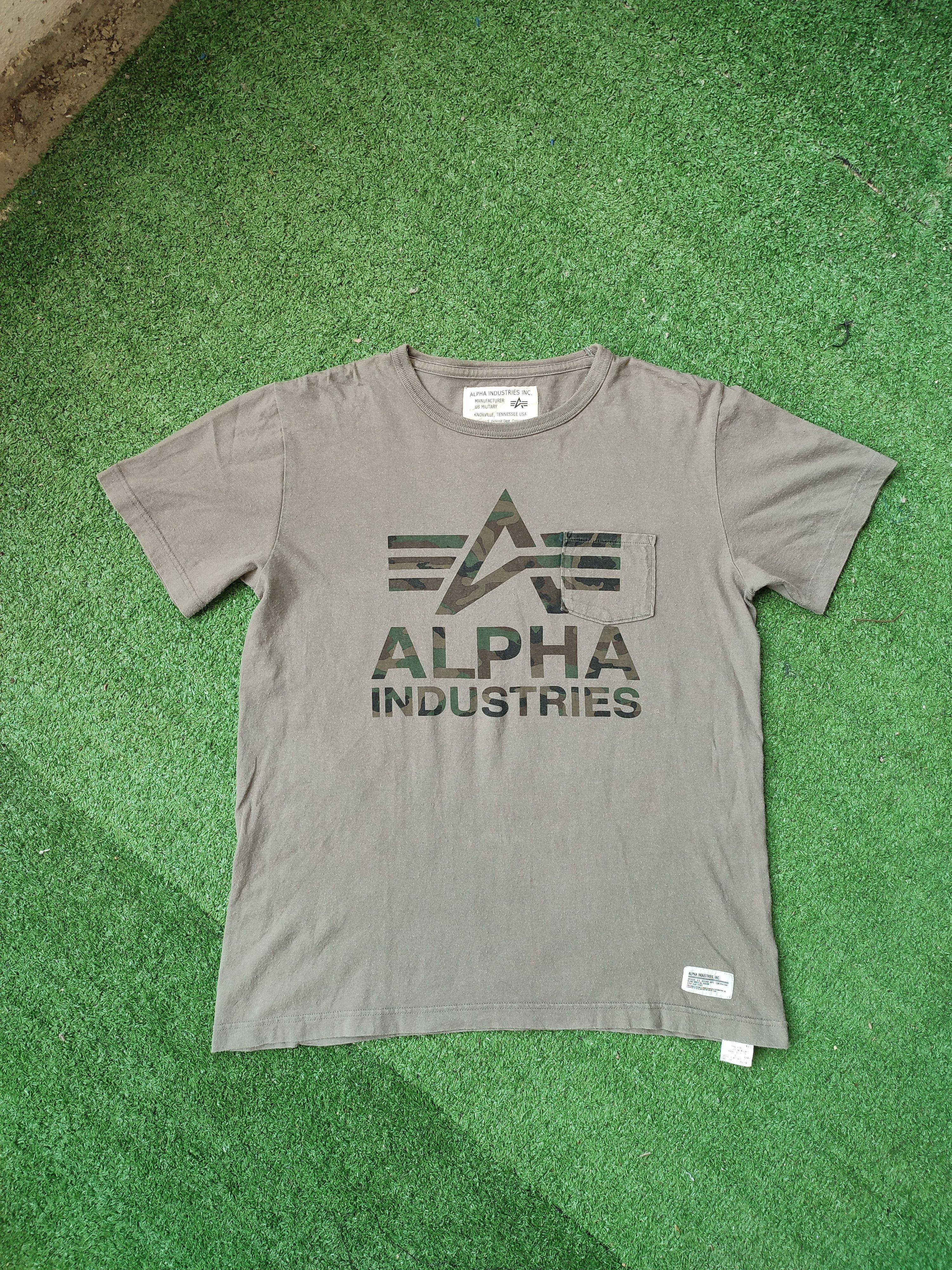 Alpha Industries 💥90s💥 Vintage Alpha Industries Big Logo Tees Size US L / EU 52-54 / 3 - 8 Thumbnail
