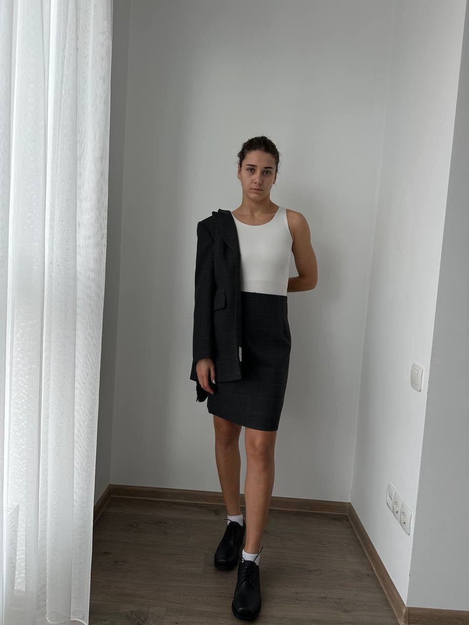 Kiton × Vintage Vintage Kiton Gray Women's Blazer Skirt Suit Lana Mohair Size M / US 6-8 / IT 42-44 - 22 Thumbnail
