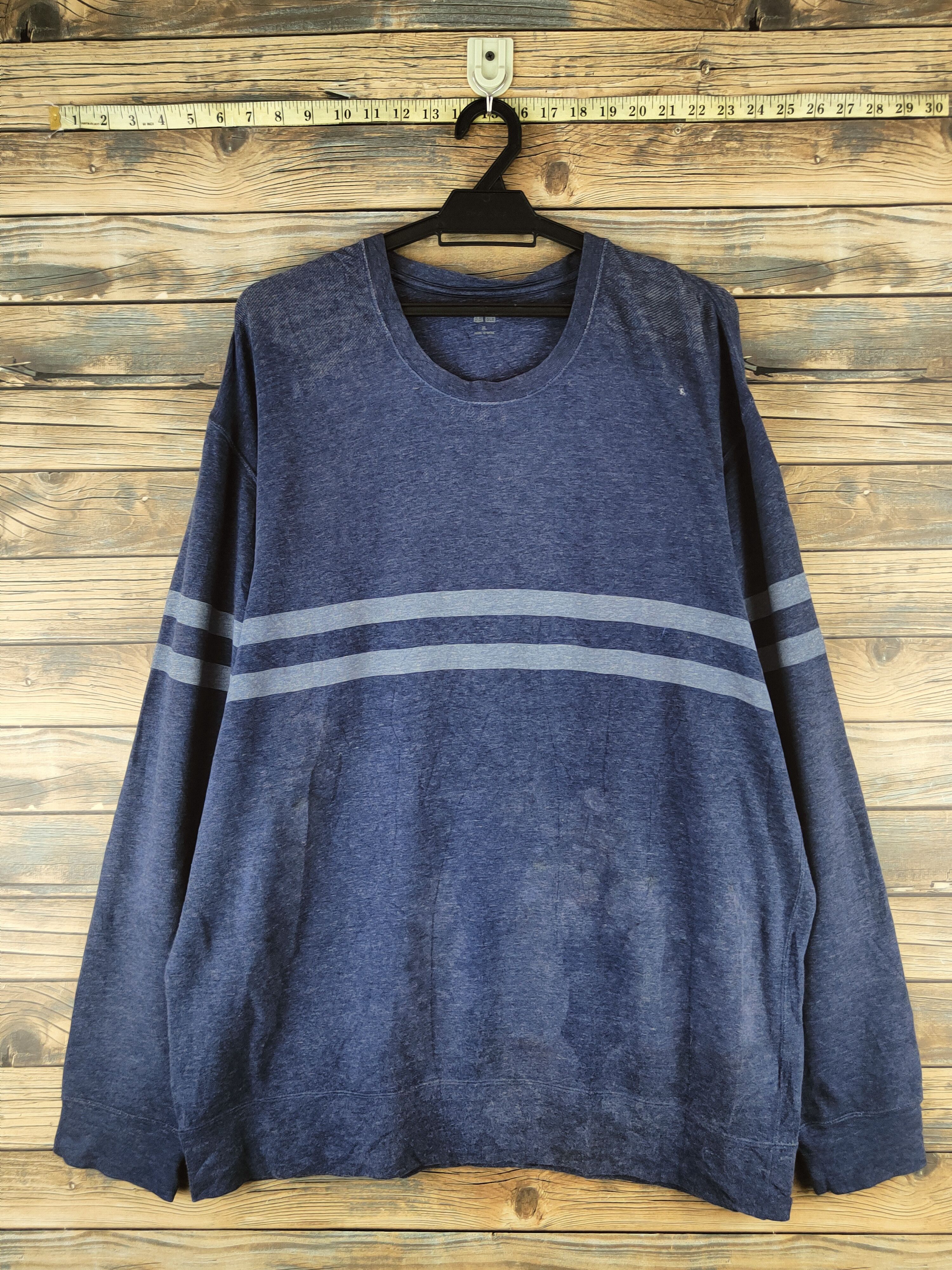 Uniqlo Vintage Uniqlo Blue Sweatshirts Size US XL / EU 56 / 4 - 1 Thumbnail