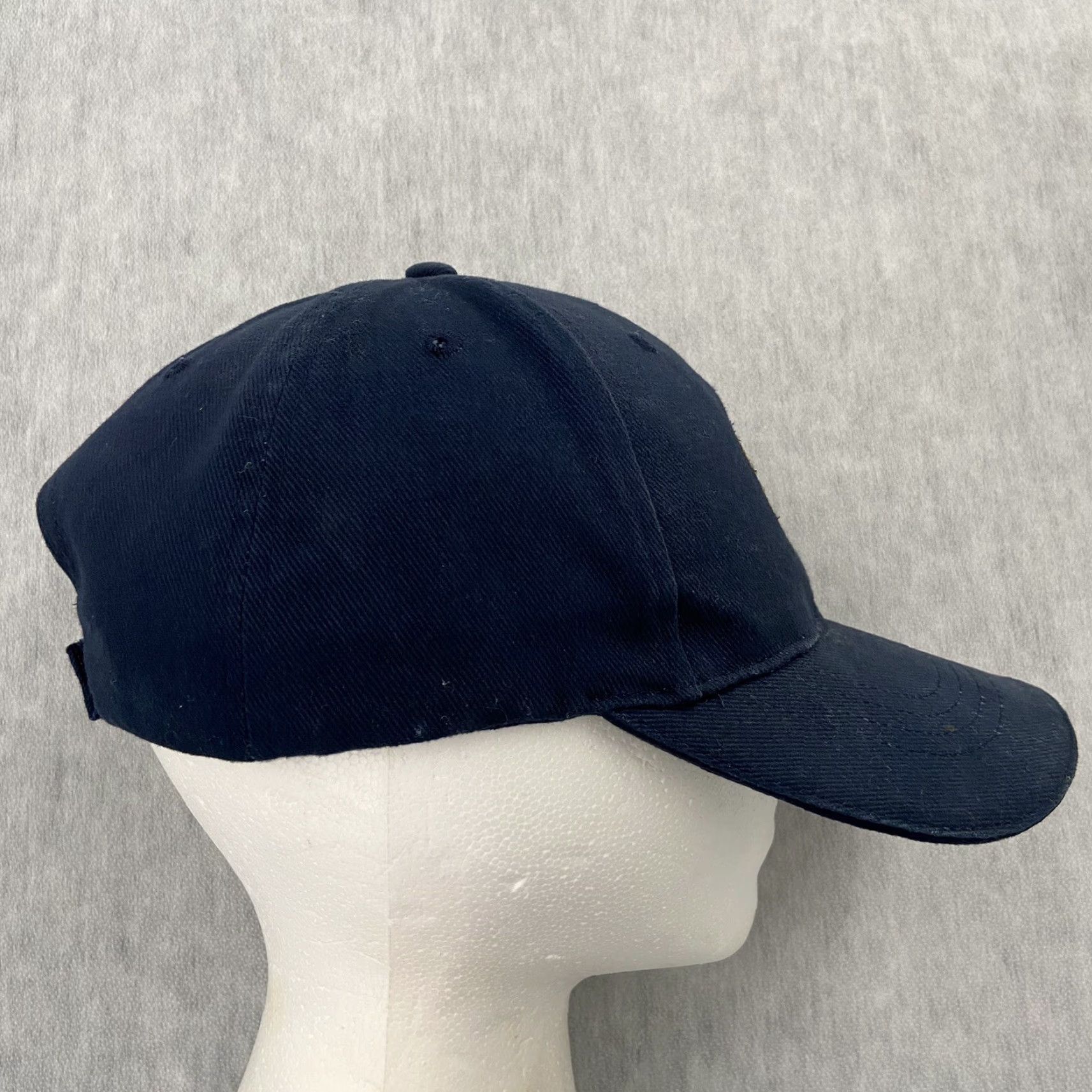Vintage VINTAGE US Navy Hat Adult Blue Strap Back Cap USS Carl Vinson CVN-70 Eagle Crest Mens Baseball Cap One Size Blue Eagle Crest Mens US Navy Hat Size ONE SIZE - 2 Thumbnail
