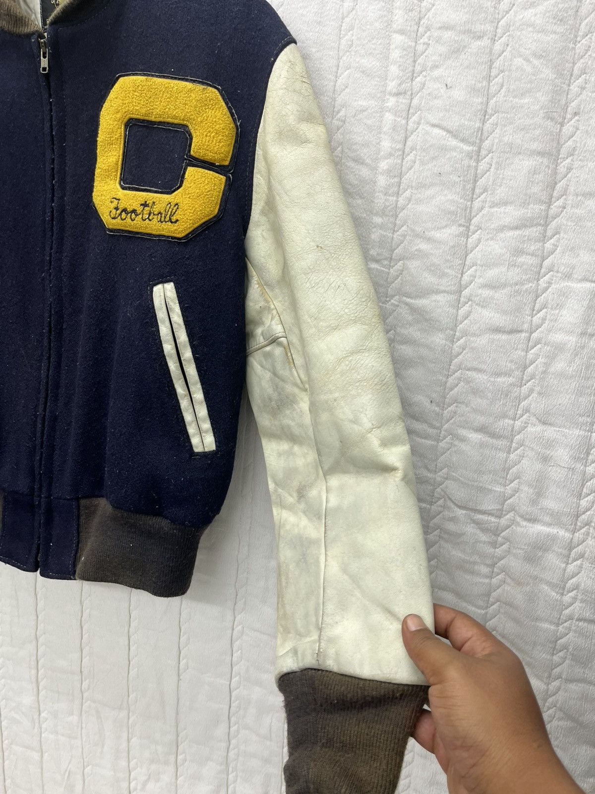 Golden Bear VTG GOLDEN BEAR VARSITY JACKET LEATHER SLEEVE Size US S / EU 44-46 / 1 - 4 Thumbnail