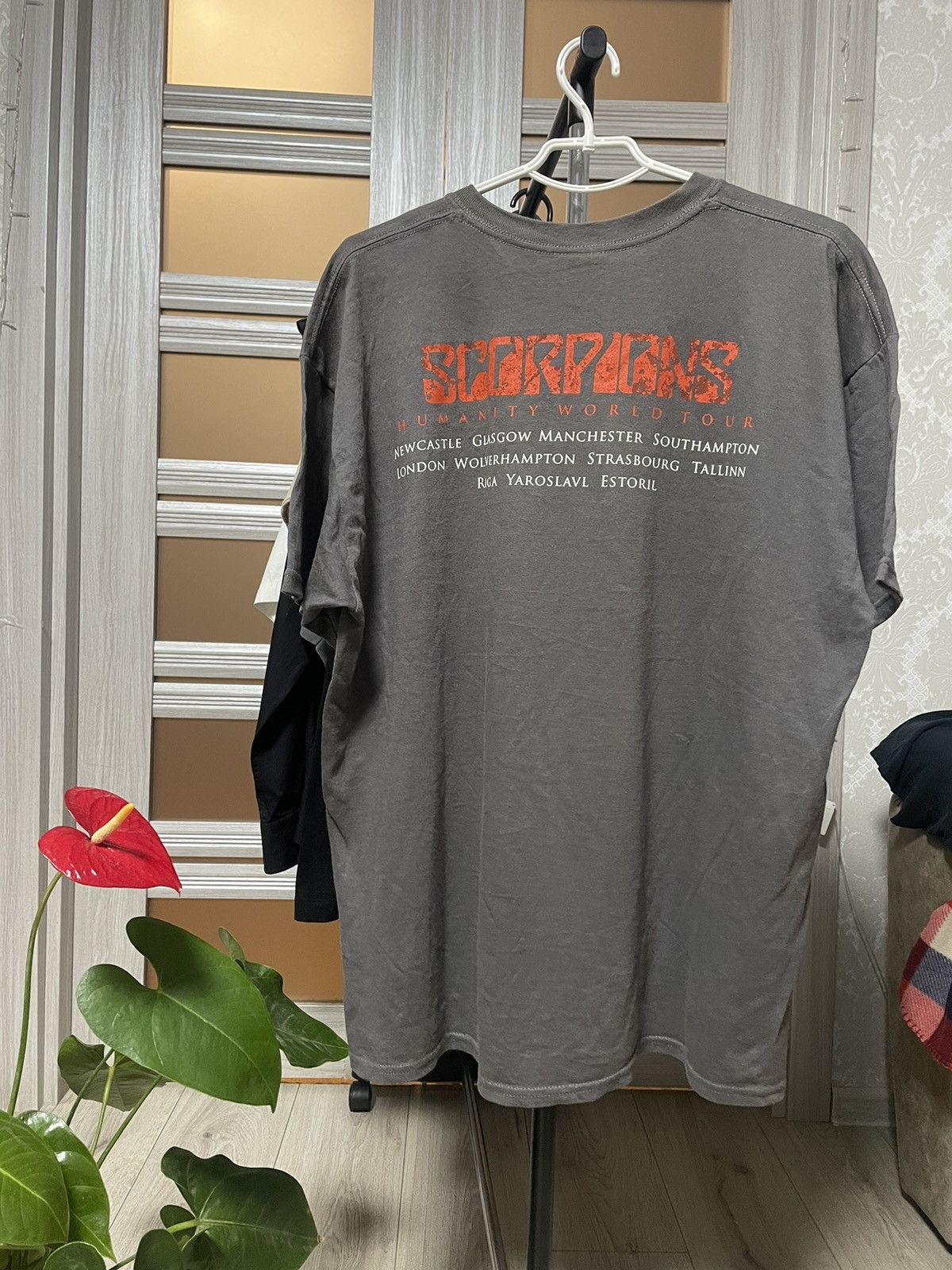 Band Tees × Vintage Vintage 00s Scorpions Humanity World Tour T Shirt Size US XL / EU 56 / 4 - 1 Thumbnail