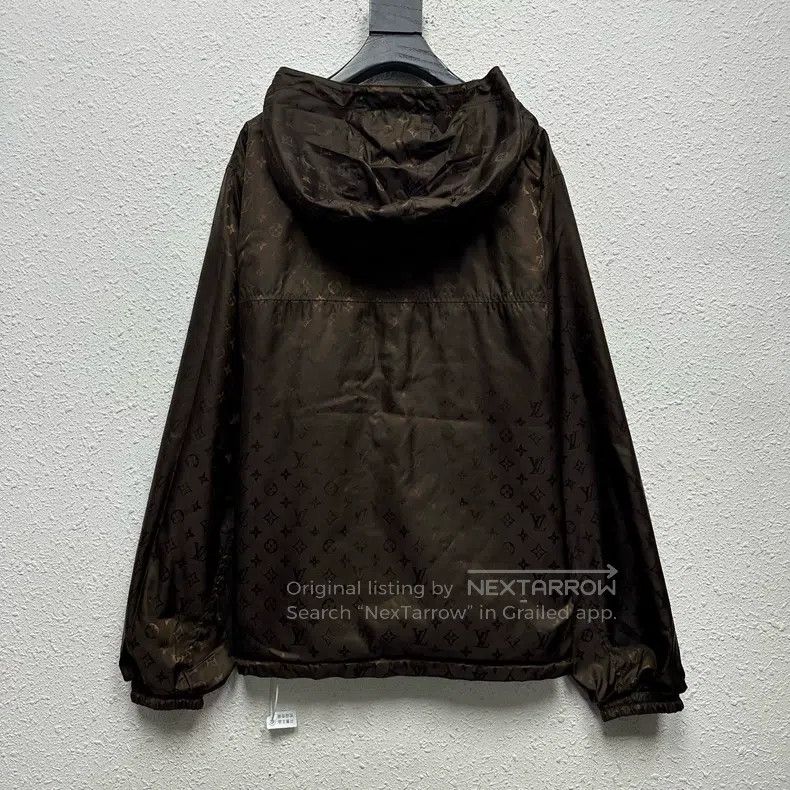 Louis Vuitton Louis Vuitton Pins, double-sided wear, full print, brown a Size US L / EU 52-54 / 3 - 4 Thumbnail