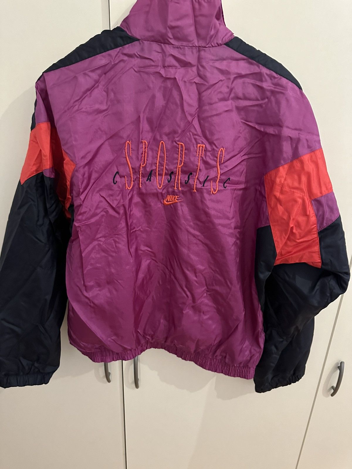 Nike Nike Jacket Windbreaker Size S Vintage Jacke Retro Size US S / EU 44-46 / 1 - 12 Thumbnail