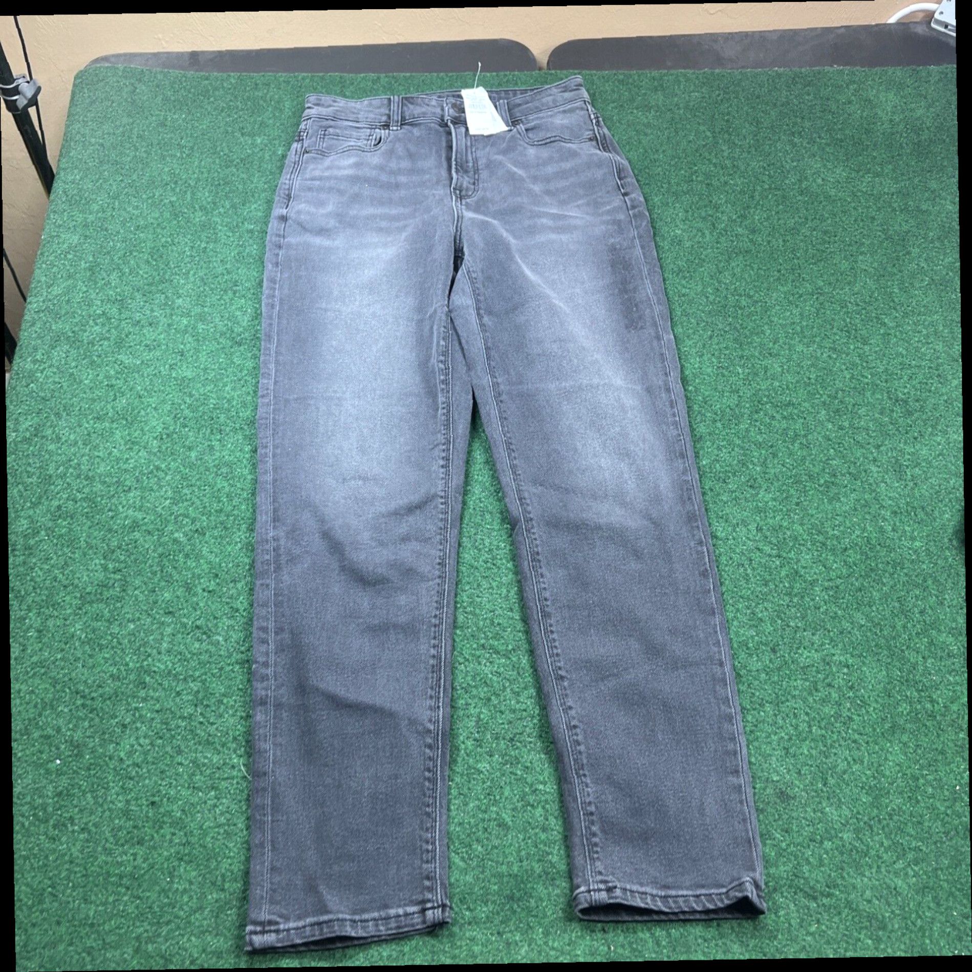 American Eagle Outfitters NWT American Eagle Baggy Mom Jeans Black Wash Sz 4 Regular Comfort Stretch Waist Size 27" / US 4 / IT 40 - 1 Thumbnail