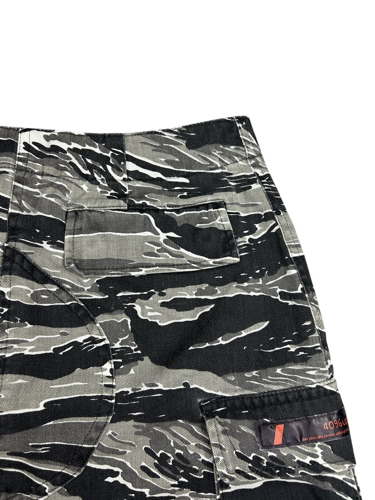 Undercover F/W 00 Camo Skirt Size 26" / US 2 / IT 38 - 9 Thumbnail