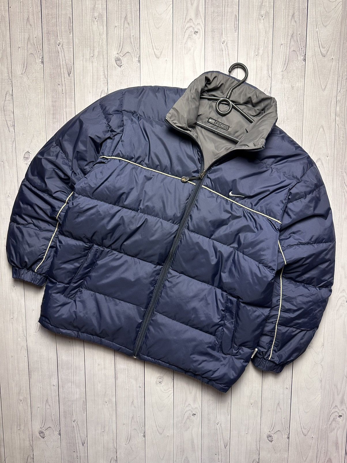 image of Nike Down Jacket Puffer Size L Logo Reversible Y2K in Navy, Men's