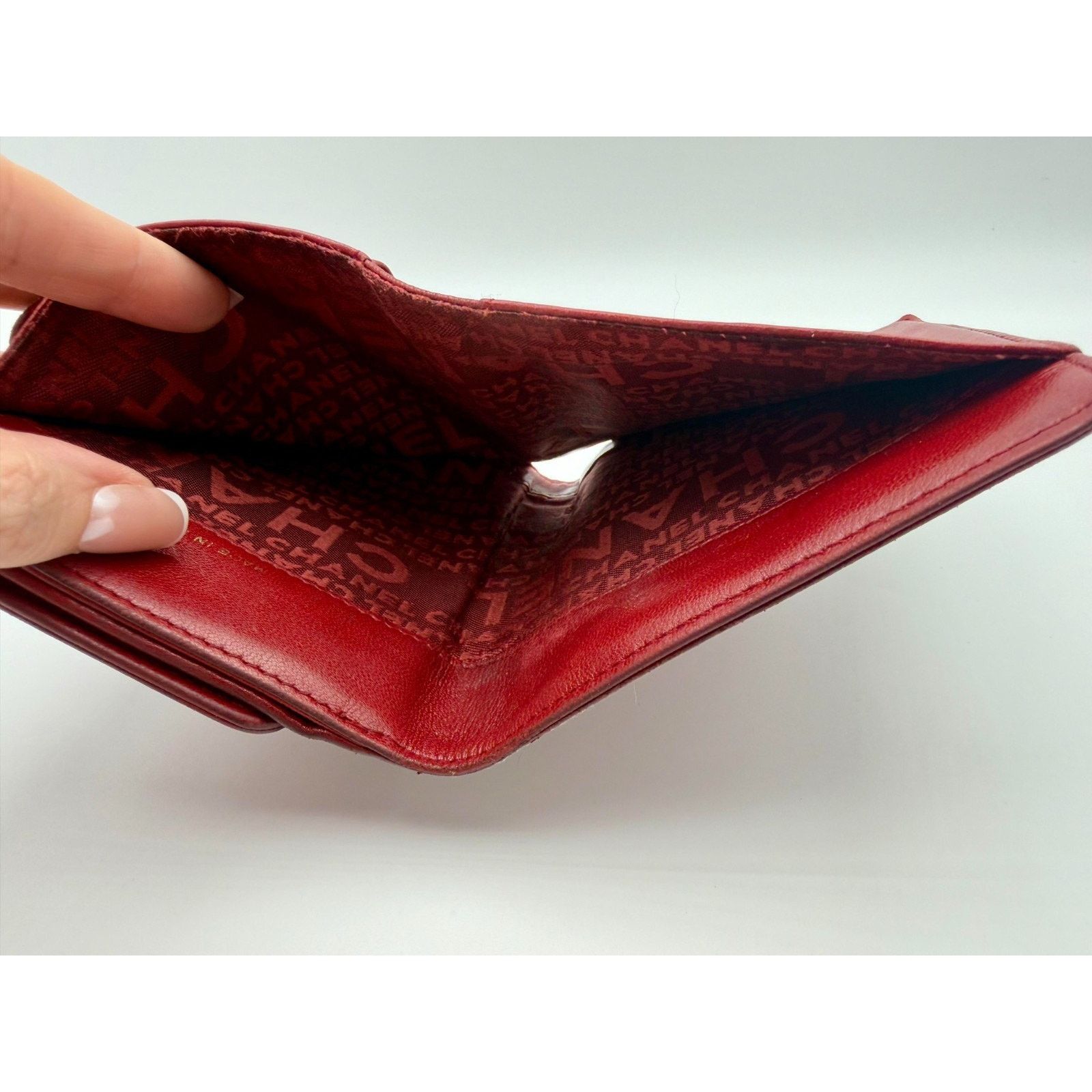 Chanel CHANEL l Icon Coco Women's Wallet Red Lambskin Bifold COA Size ONE SIZE - 7 Thumbnail