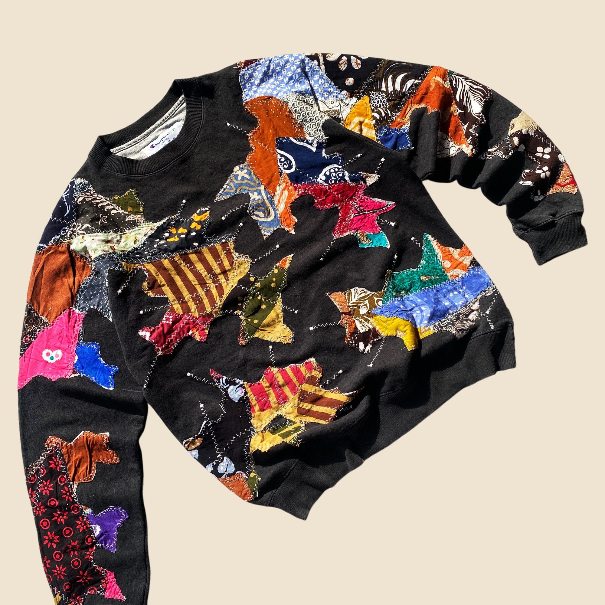 Handmade × Japanese Brand 1 OF 1 REWORKED INDONESIAN BATIK PATCHWORK SWEATSHIRT SIZE M Size US L / EU 52-54 / 3 - 2 Thumbnail