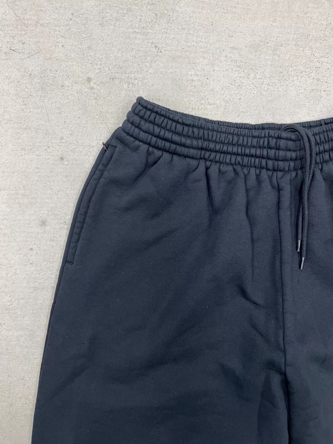 Balenciaga Balenciaga Runway Baggy Sweatpants Kanye XS Size US 27 - 2 Thumbnail