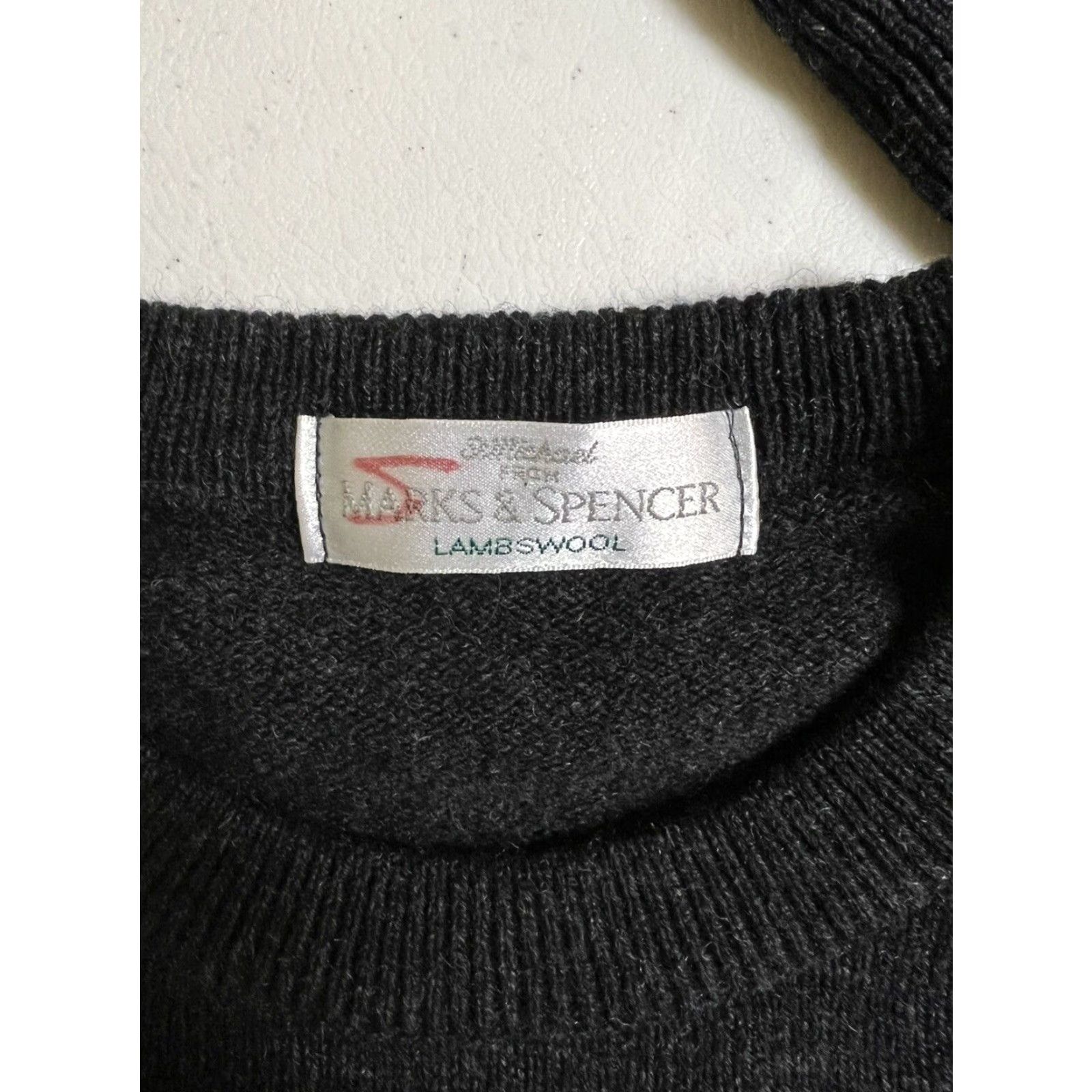 Vintage Mens Medium Marks & Spencers Gray Crewneck Lambswool Sweater St Michael 40 Mens Pullover Wool Gray M St Michael 40 Size US M / EU 48-50 / 2 - 6 Thumbnail