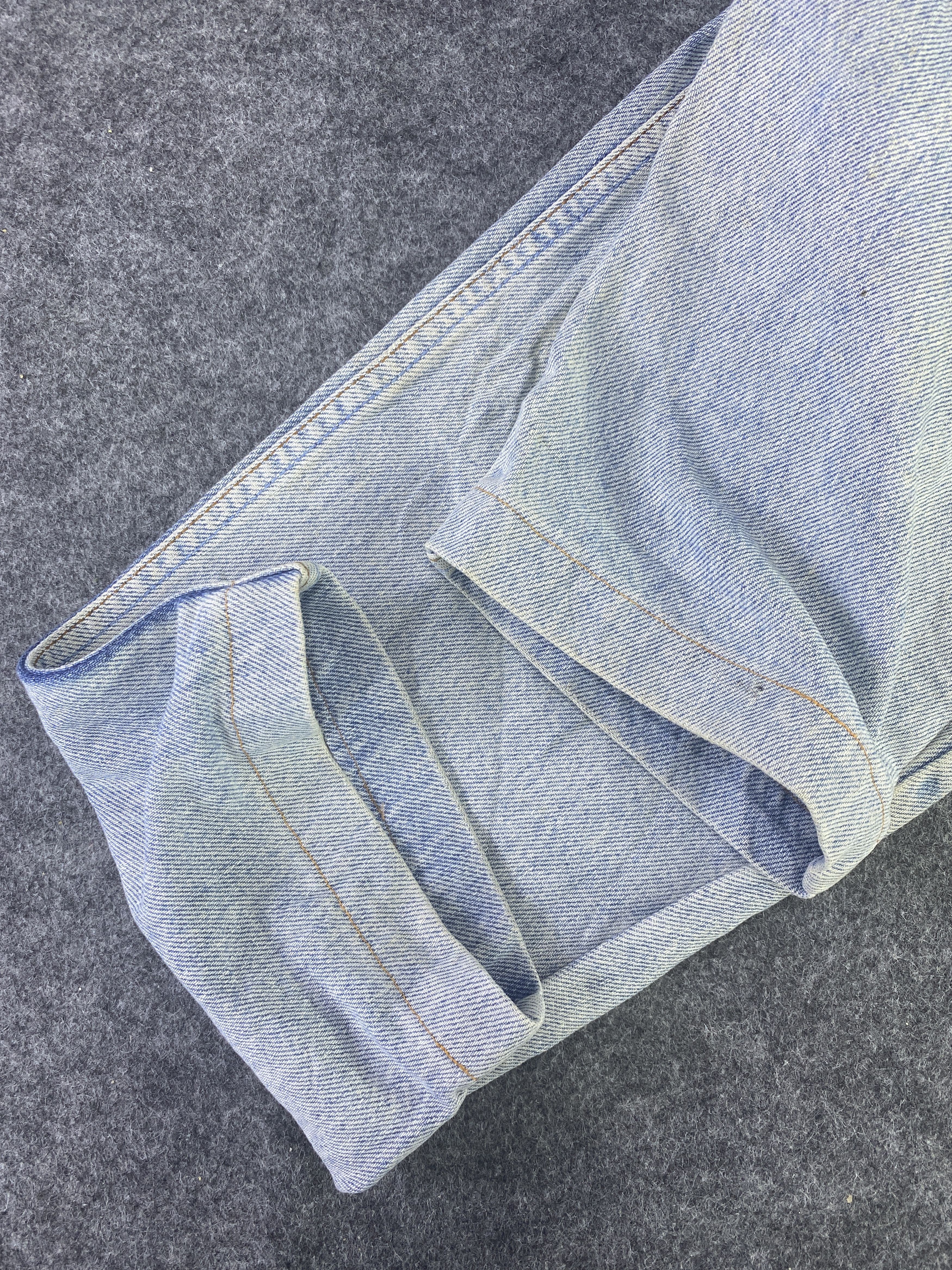 Levi's 90s Levi's vintage 514 Blue Wash Jeans - J926 Size US 26 / EU 42 - 14 Thumbnail