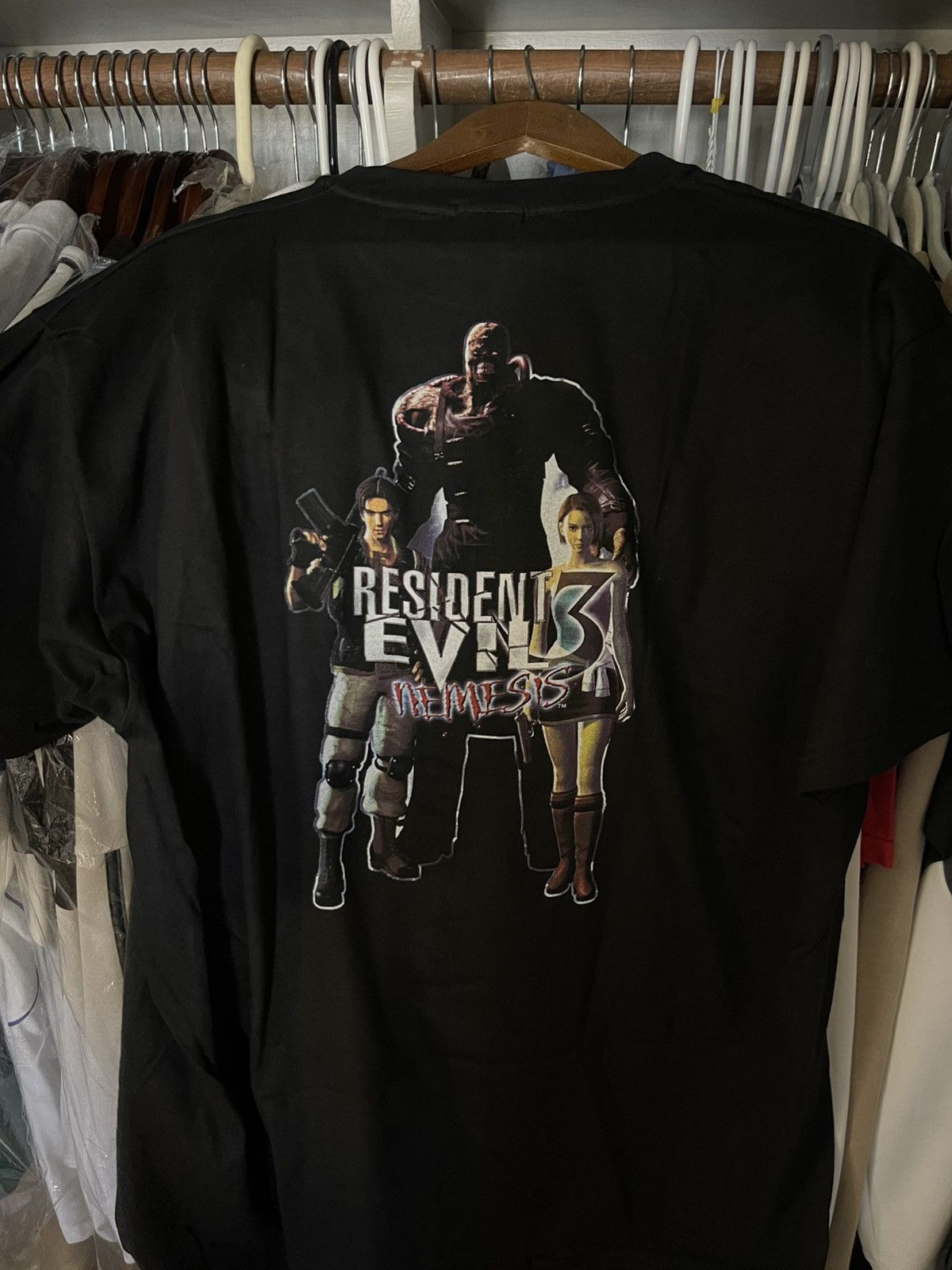 Other Capcom Resident Evil 3 vintage HANES t shirt Size US XL / EU 56 / 4 - 1 Thumbnail