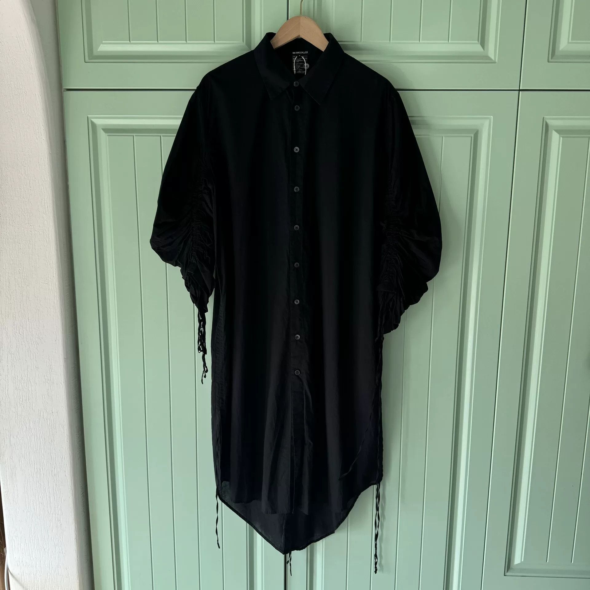 Ann Demeulemeester Ann Demeulemeester Black Ruched Sleeve Shirt Size S / US 4 / IT 40 - 1 Thumbnail