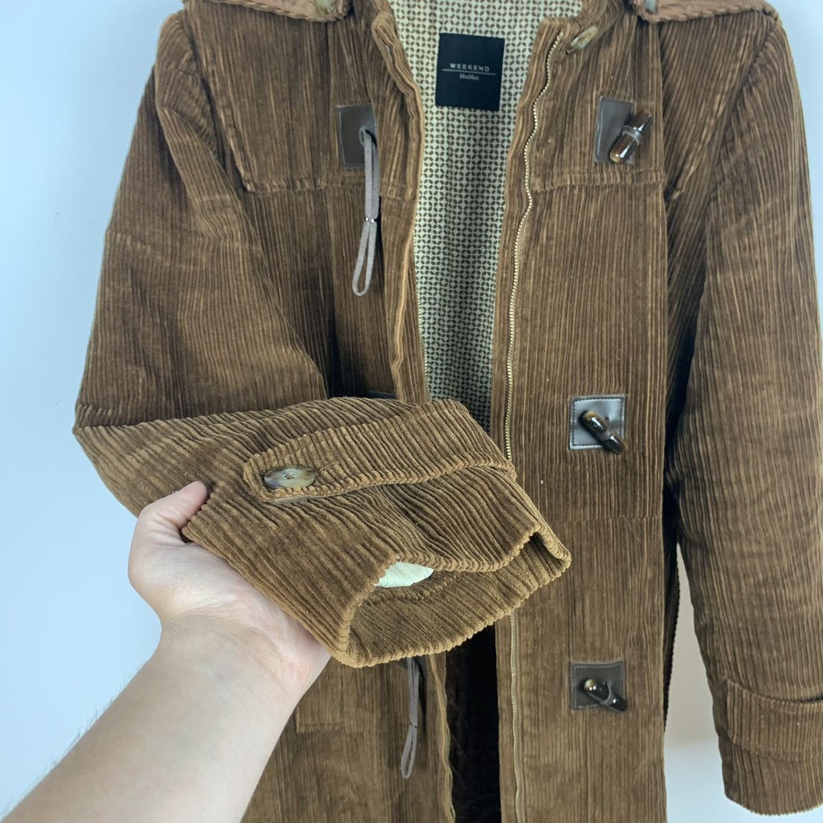 Weekend Max Mara Weekend Max Mara Velvet Duffle Coat Full Zip Hooded Size 44 Size M / US 6-8 / IT 42-44 - 14 Thumbnail