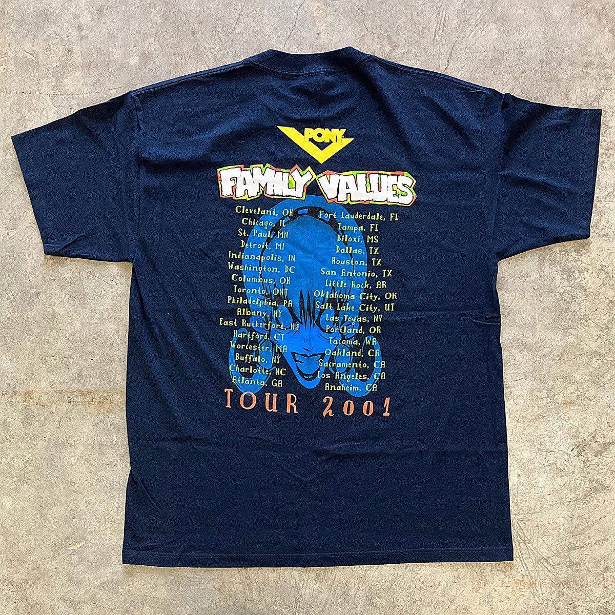Vintage Vintage Family Values 2001 Tour T-Shirt Size US XL / EU 56 / 4 - 2 Thumbnail