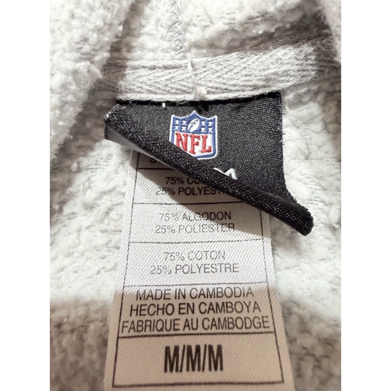Reebok Denver Broncos Reebok Mens Hoodie Pullover Size Medium Gray NFL FLAW Size US M / EU 48-50 / 2 - 4 Thumbnail