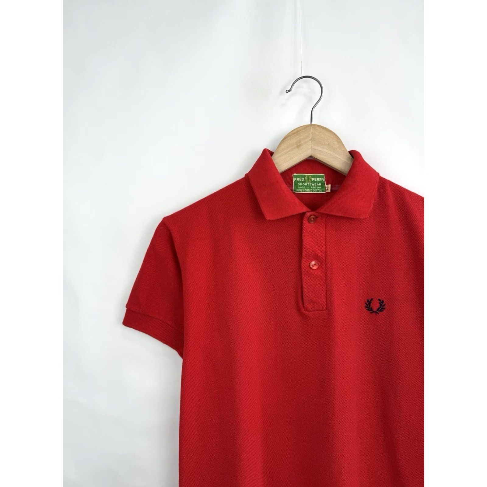 Fred Perry VINTAGE Fred Perry Tennis Polo T-Shirt Red 80s Mens Regular 36 UK Size 36 Retro Rare T-Shirt Size US M / EU 48-50 / 2 - 4 Thumbnail