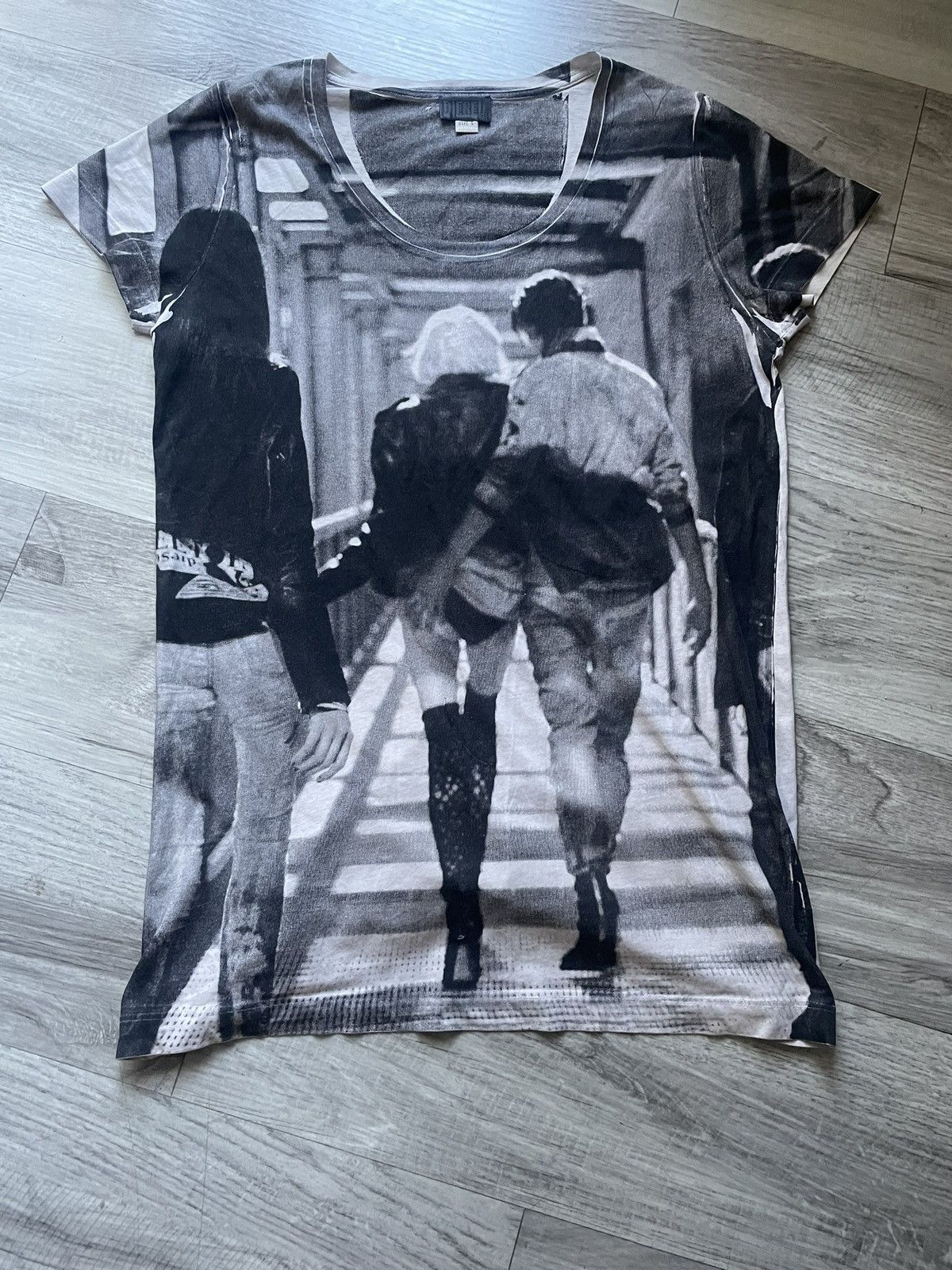 Diesel Diesel 2000s Photo Print T Shirt Size US S / EU 44-46 / 1 - 1 Thumbnail