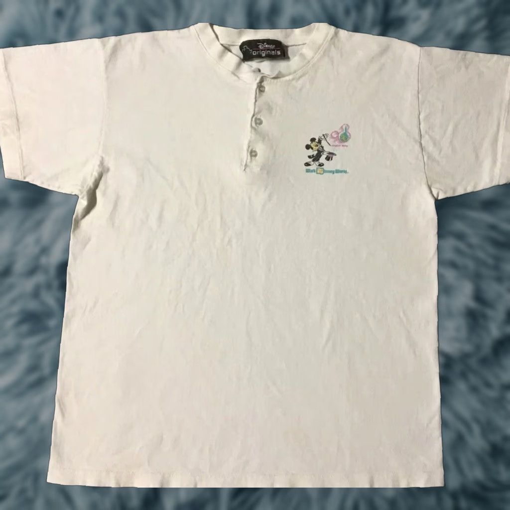 Disney VINTAGE 90s Mickey Mouse Walt Disney World Faded Henley Shirt L USA Cartoon TV Grunge 80s Size US L / EU 52-54 / 3 - 1 Thumbnail