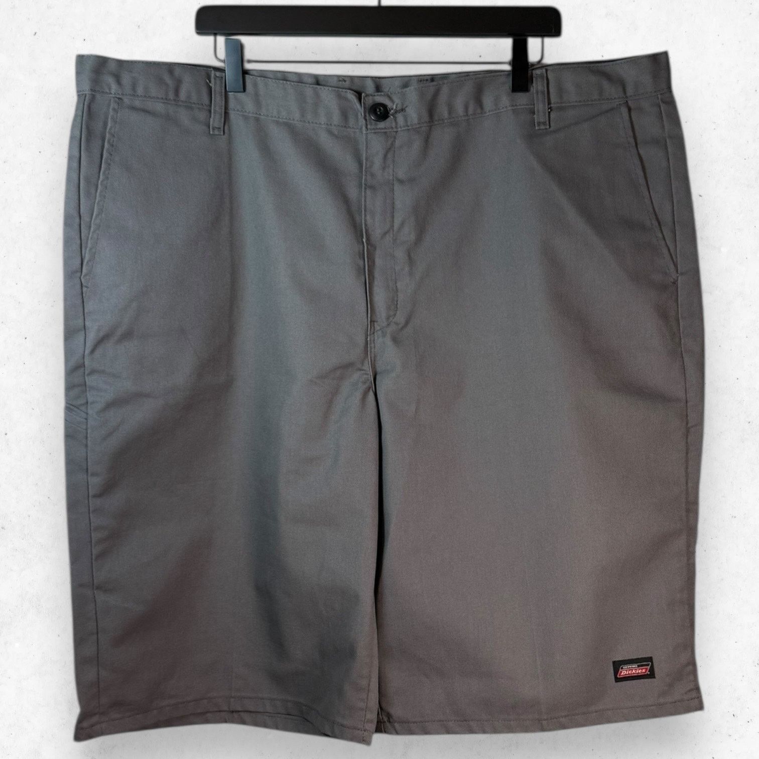 Dickies Dickies Gray Shorts Men's No Tag 45in Waist No Stretch Size US 44 / EU 60 - 1 Thumbnail