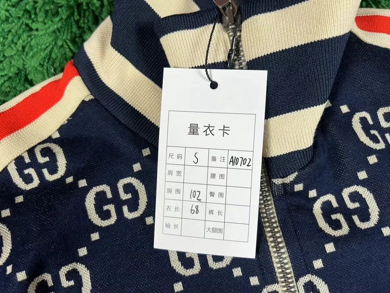Gucci Gucci Full LOGO zipper jacket 2501-Nextarrow Size US S / EU 44-46 / 1 - 6 Thumbnail