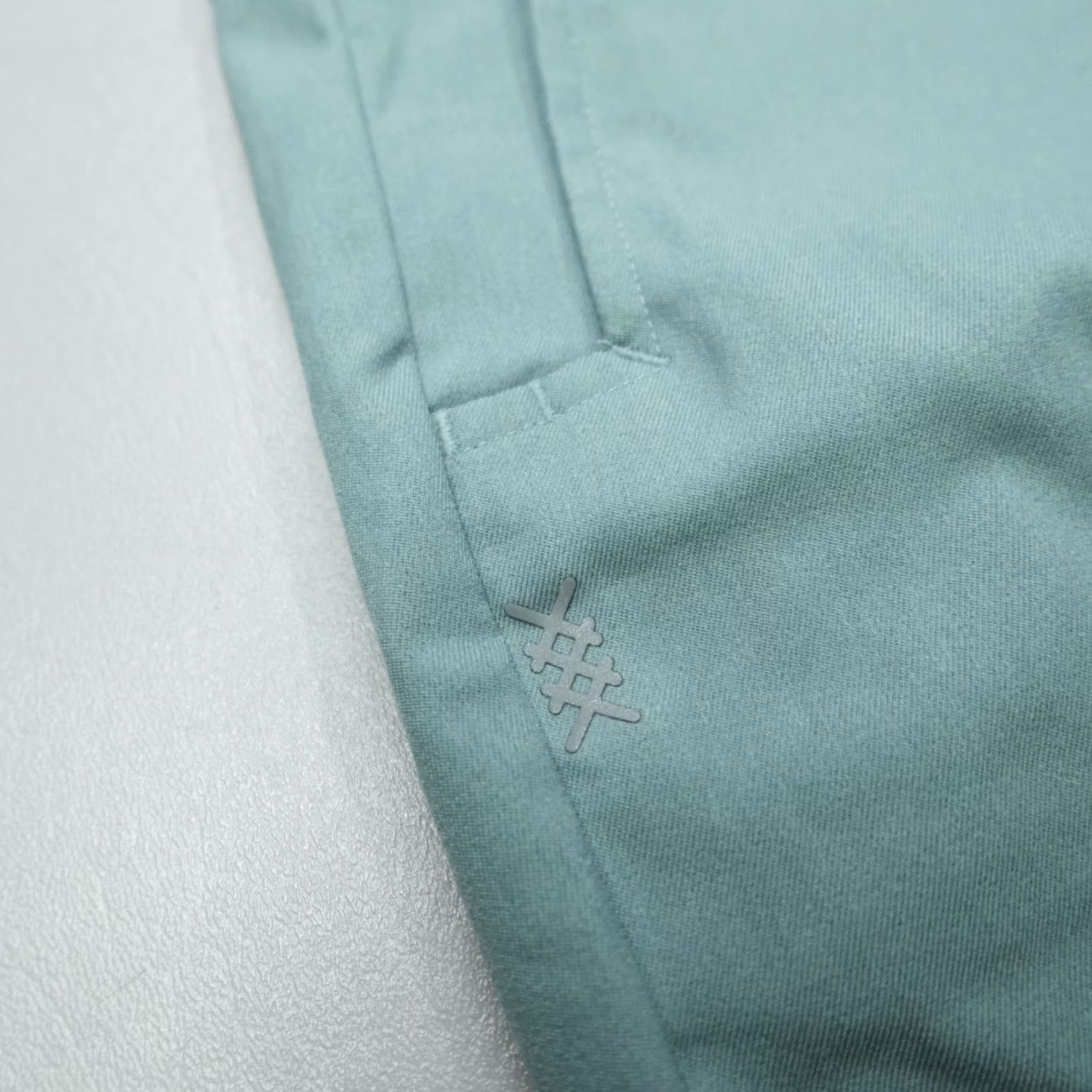 Rhone Rhone Golf Tour Trouser Pants Tidal Green 33x30 Classic Fit Performance Men Pants Chino Stretch Water Resistant Varied Seasons Pocket Logo Size US 33 - 2 Thumbnail