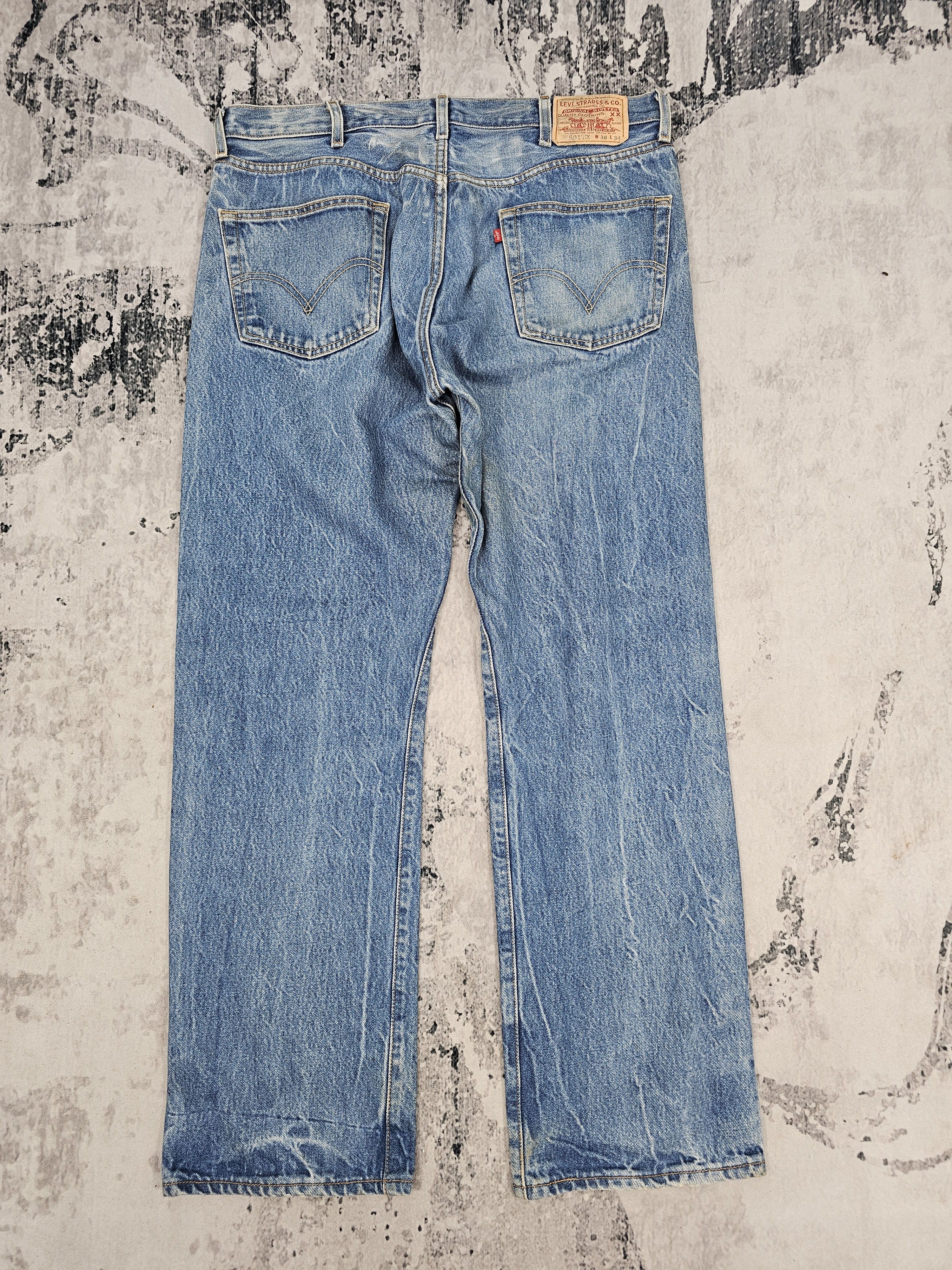 Levi's Vintage Clothing Vintage LEVIS 501 XX Stone Wash Blue Jeans L0455 Size 37X32 Size US 37 - 5 Thumbnail