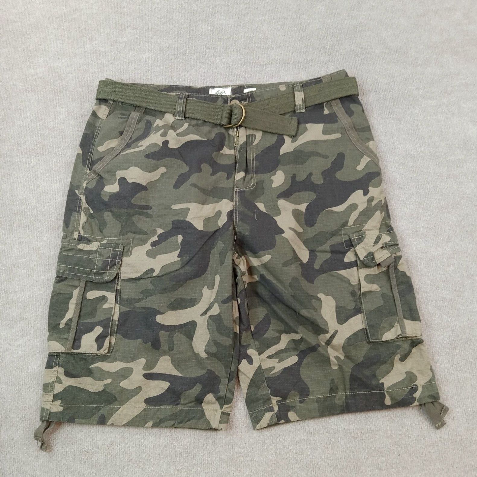 Ecko unlimited fashion cargo shorts