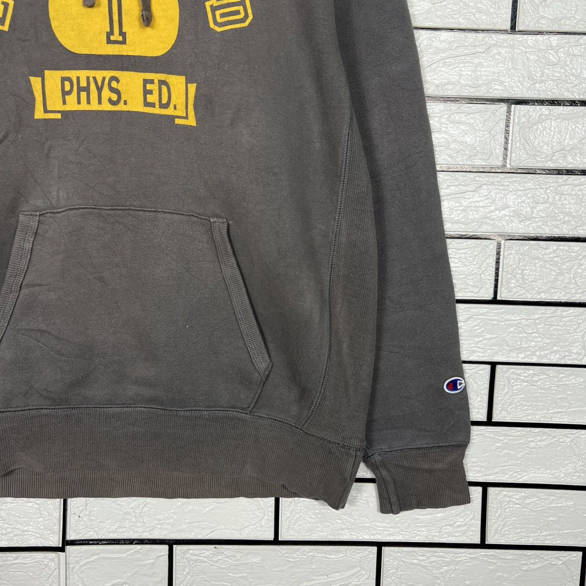 Champion Vintage CHAMPION ENGLEWOOD Pullover Hoodies #3958-C180 Size US XL / EU 56 / 4 - 9 Thumbnail