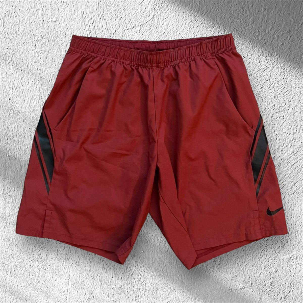 Nike Nike Red Dri-Fit Training Shorts — Large Size US 32 / EU 48 - 1 Thumbnail