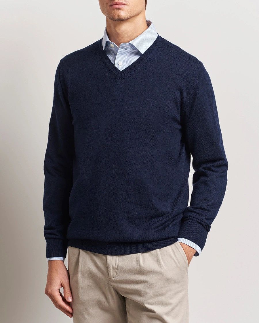 Charles Tyrwhitt × Designer Charles Tyrwhitt Wool V-Neck Sweater Size US XS / EU 42 / 0 - 7 Thumbnail