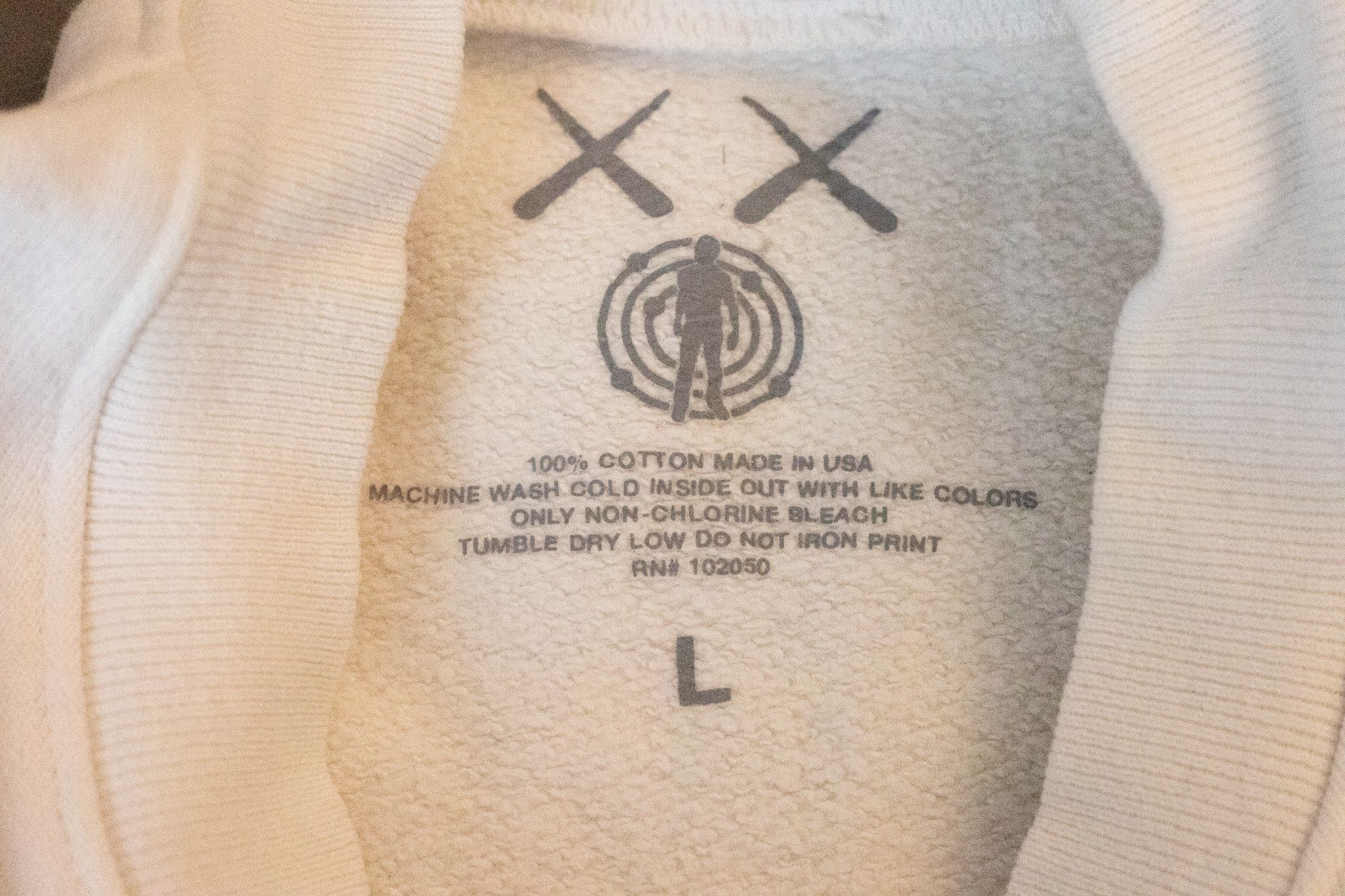 Kaws × Kid Cudi Kid Cudi Kaws Astronaut White Crewneck Size US L / EU 52-54 / 3 - 3 Thumbnail