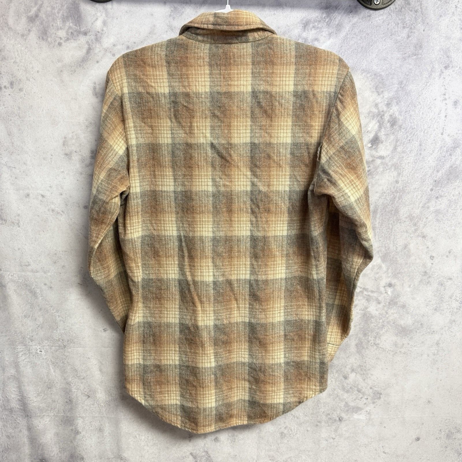 Vintage Vintage Bellmont Wool Flannel Shirt Mens Small Plaid Long Sl Size US S / EU 44-46 / 1 - 2 Thumbnail