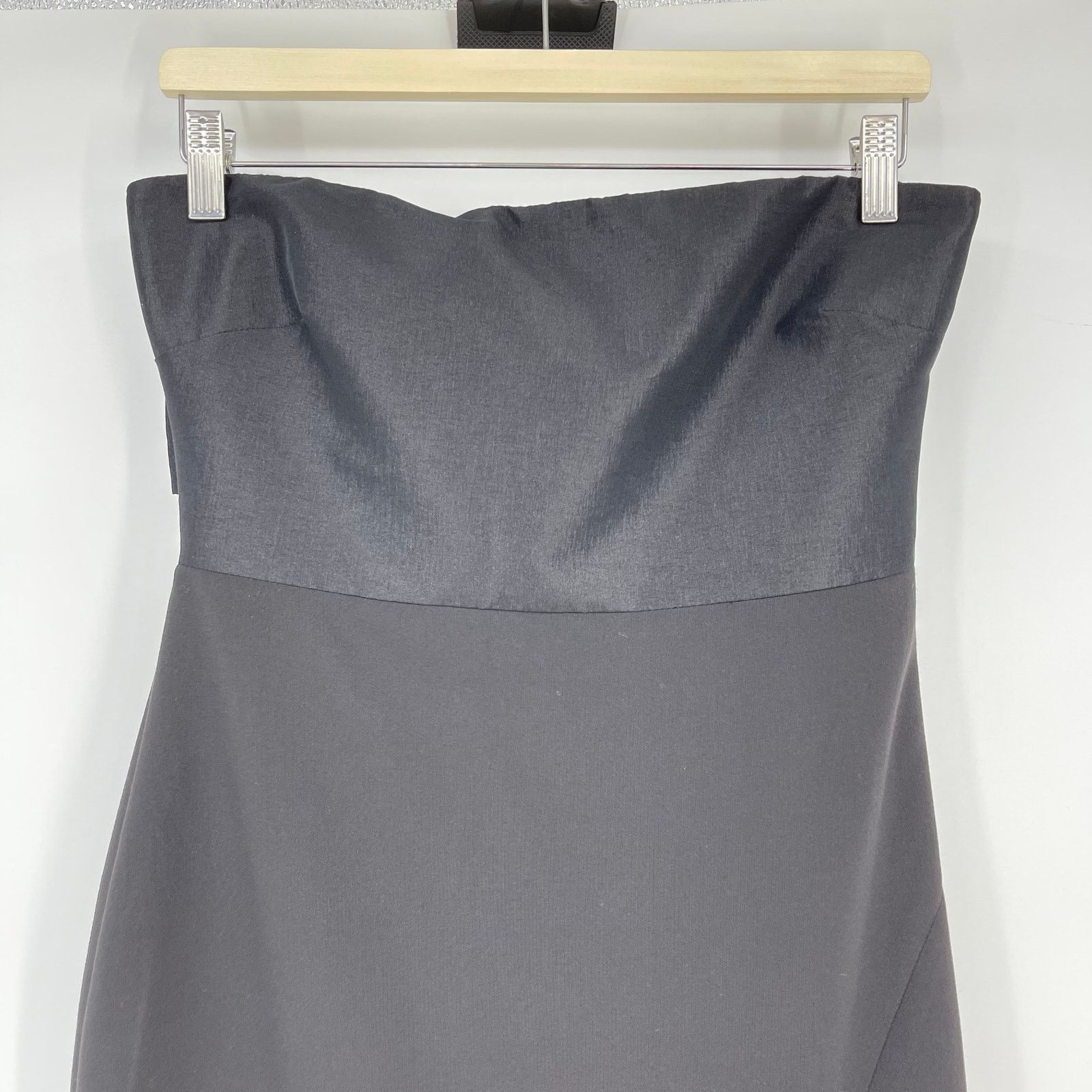 LIKELY LIKELY | Valerie Dress in Black Bow Strapless Midi Sheath 4 Size S / US 4 / IT 40 - 6 Thumbnail