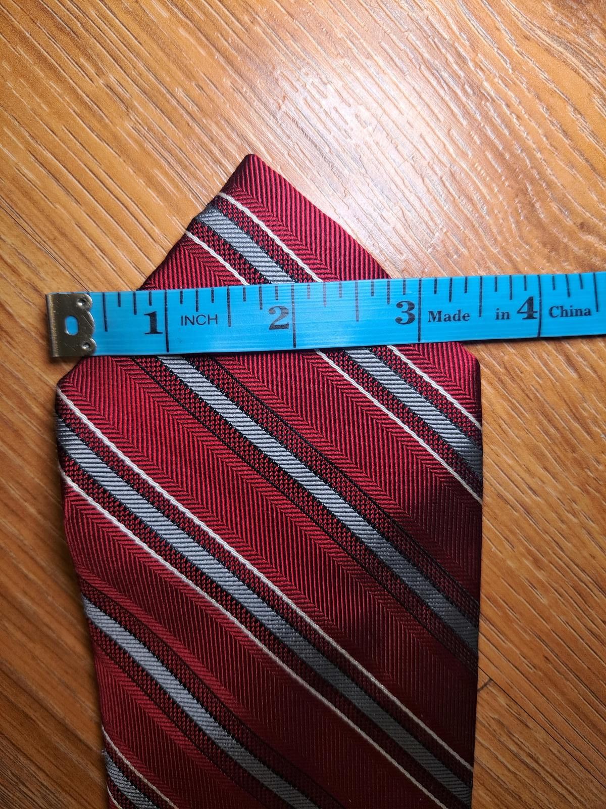 Jos. A. Bank Jos A Bank Silk Tie Red Multicolor Striped Herringbone Size ONE SIZE - 6 Thumbnail
