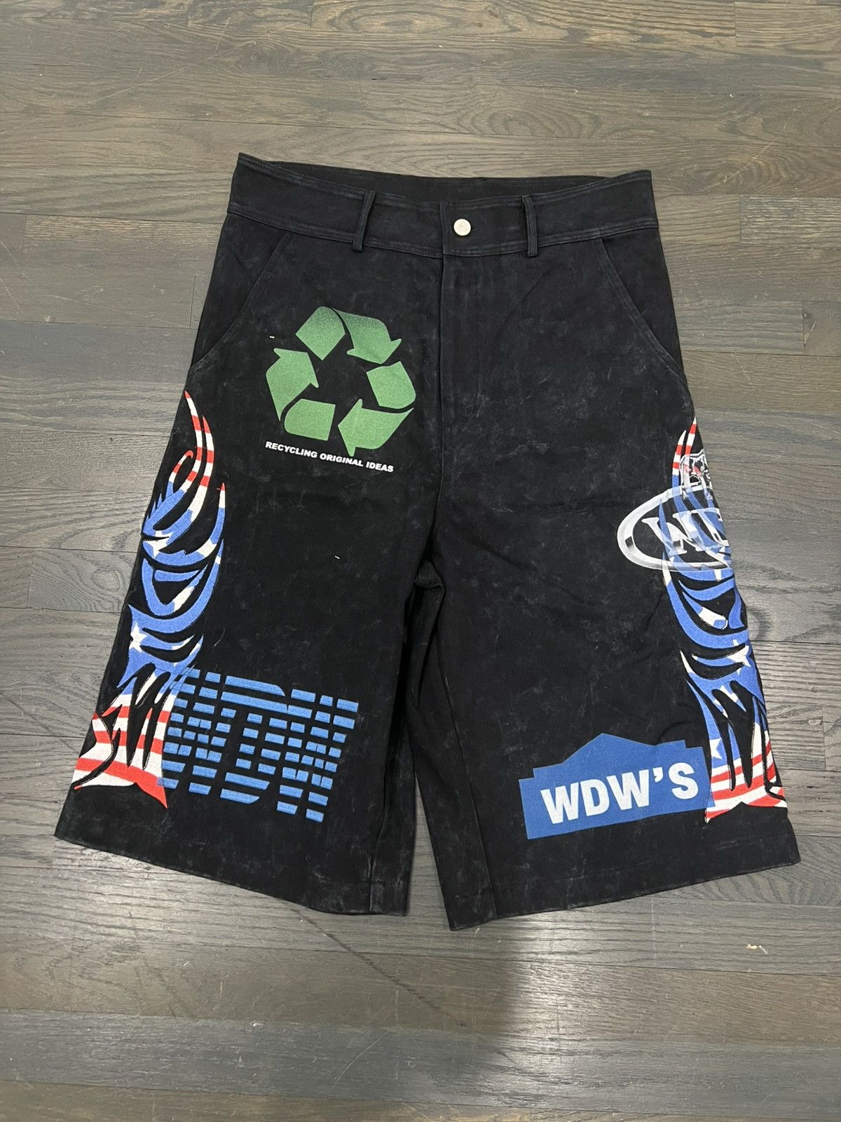 Who Decides War Recycle motif carpenter shorts Size US 30 / EU 46 - 1 Thumbnail