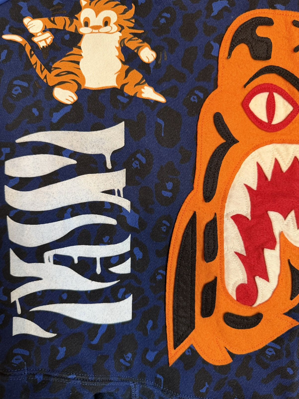 Bape A Bathing Ape Blue Cheetah Tiger Shark Full Zip Shark Hoodie Size US M / EU 48-50 / 2 - 4 Thumbnail