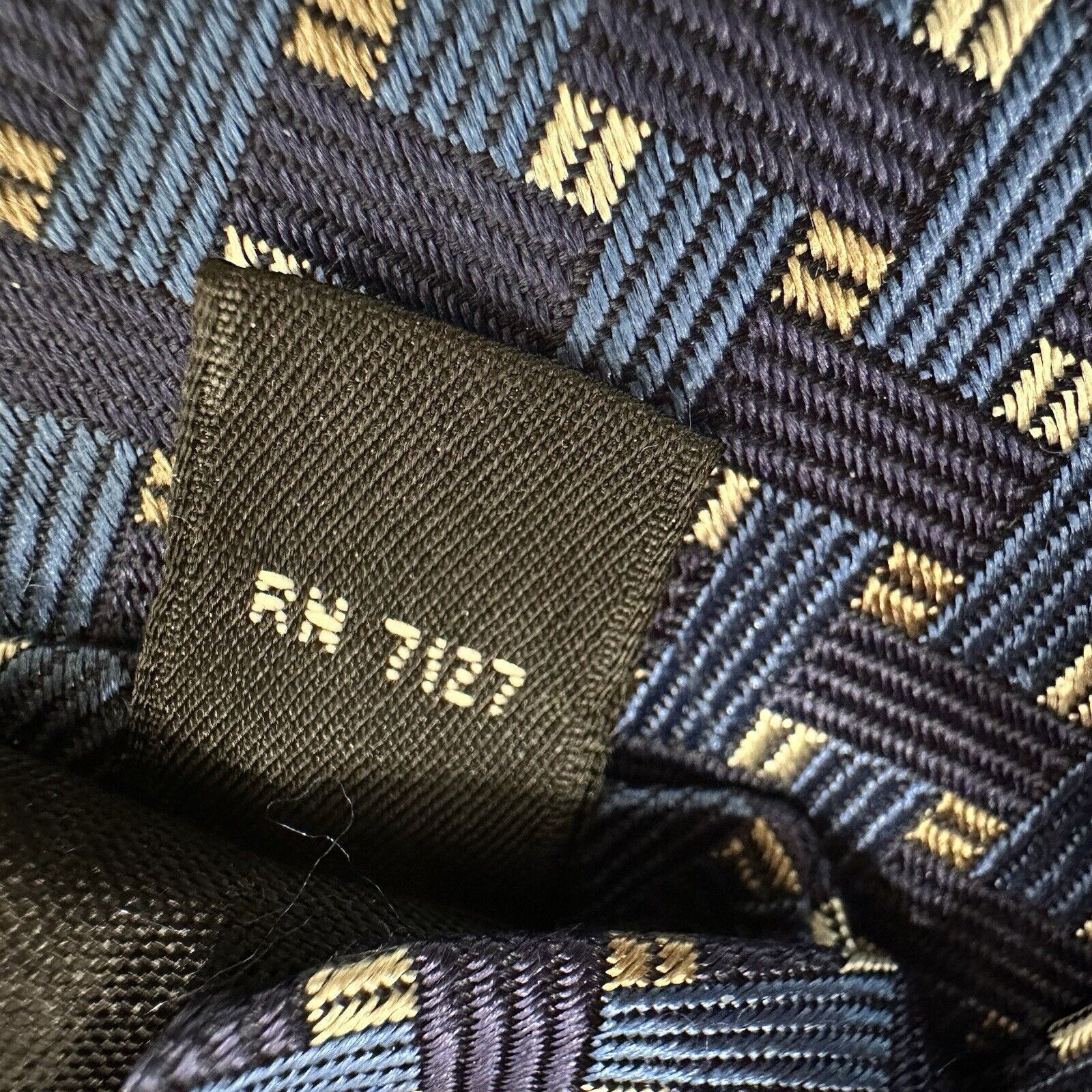 Jos. A. Bank Jos A. Bank, Collection Men's Neck Tie Blue w/Grays Silk USA Size ONE SIZE - 4 Thumbnail