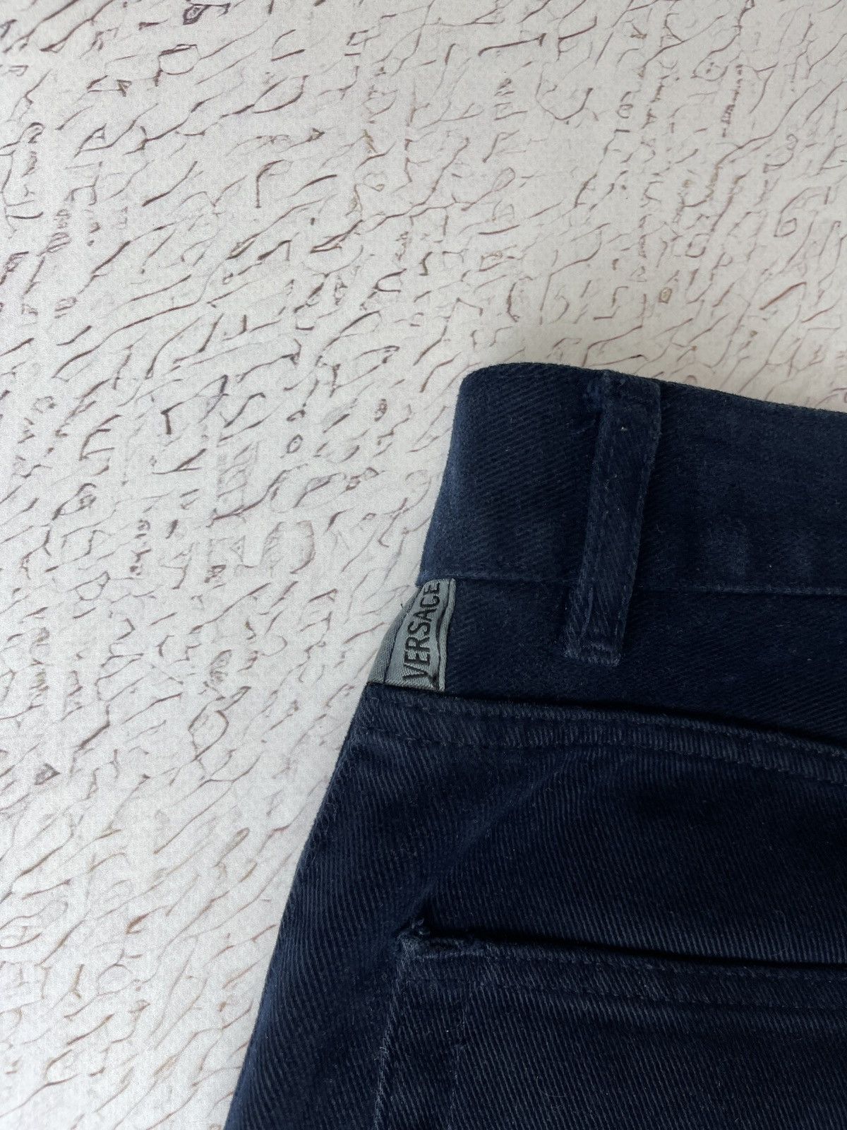 Versace Jeans Couture Versace Jeans Couture vintage navy blue denim jeans pants Size US 32 / EU 48 - 14 Thumbnail