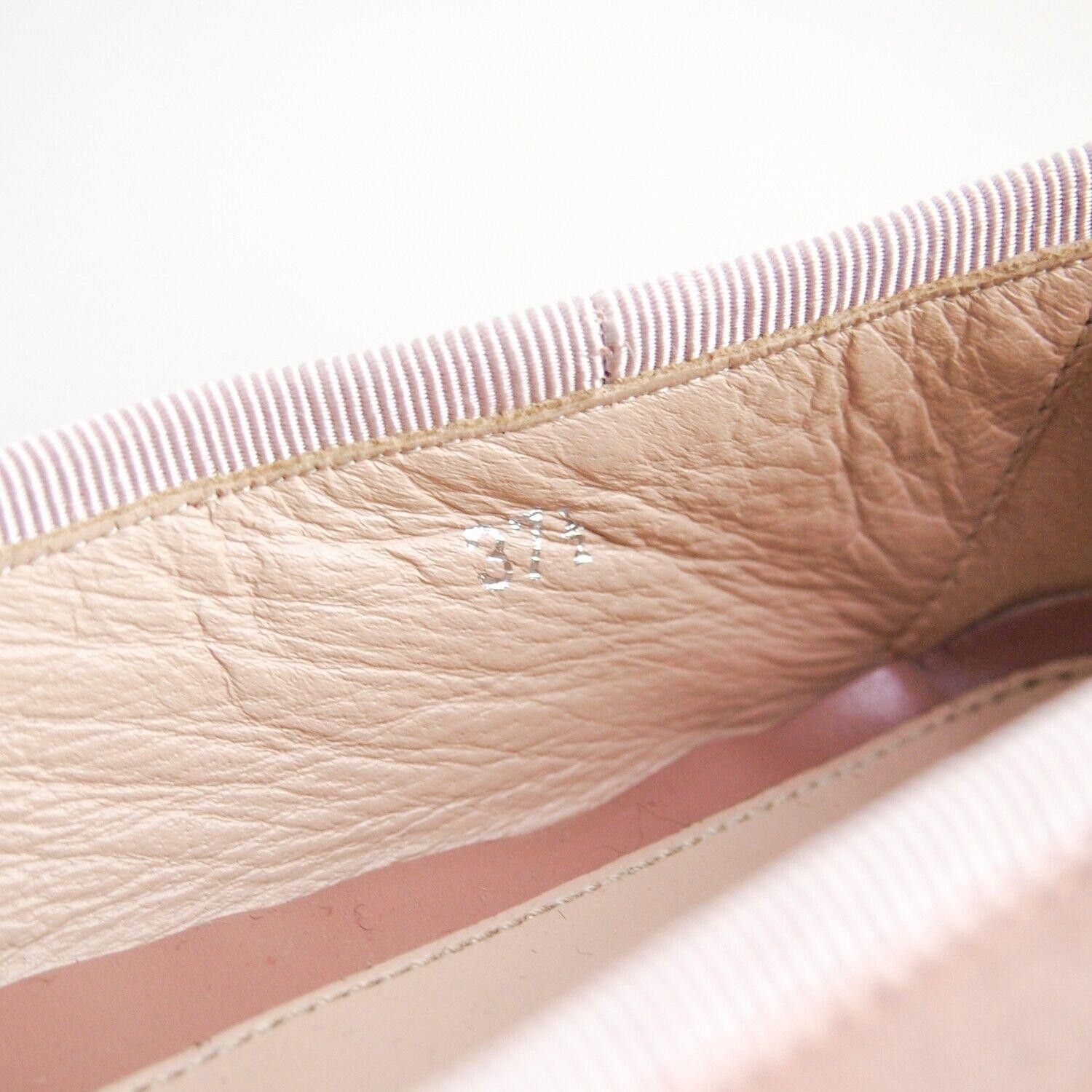 Tod's Tods Gommini Loafers Pink Suede Womens EU 37.5 US 7.5 Size US 7.5 / IT 37.5 - 3 Thumbnail