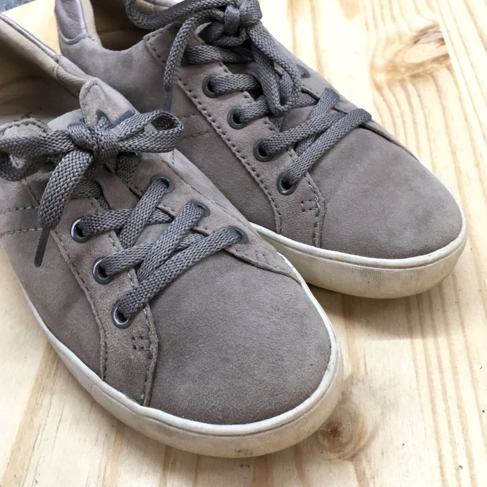 Naturalizer Naturalizer Shoes Womens 8 M Morrison Low Top Sneakers Gray Leather Lace Up Size M / US 6-8 / IT 42-44 - 5 Thumbnail