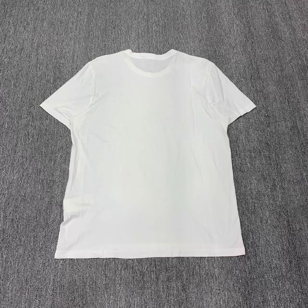 Louis Vuitton LV White Embroidered Mini Logo Short Tee L 95 New Size L / US 10 / IT 46 - 2 Thumbnail