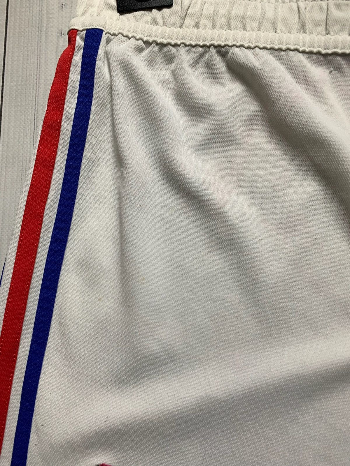 Adidas × Vintage Vintage adidas France soccer shorts size M Size US 32 / EU 48 - 4 Thumbnail