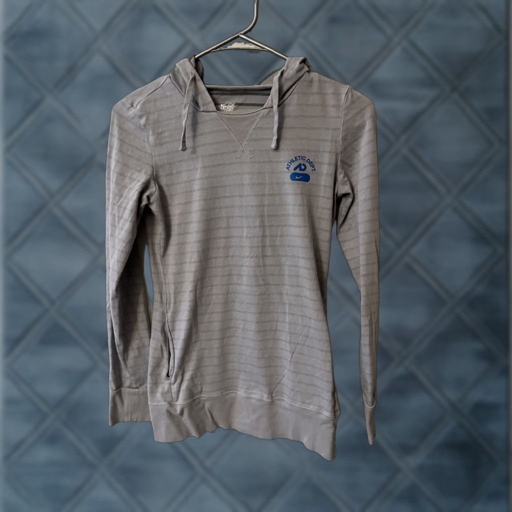 Nike Nike Hoodie The Athletic Dept. Womens M Gray Striped Pullover Lightweight Crew Neck Size M / US 6-8 / IT 42-44 - 1 Thumbnail