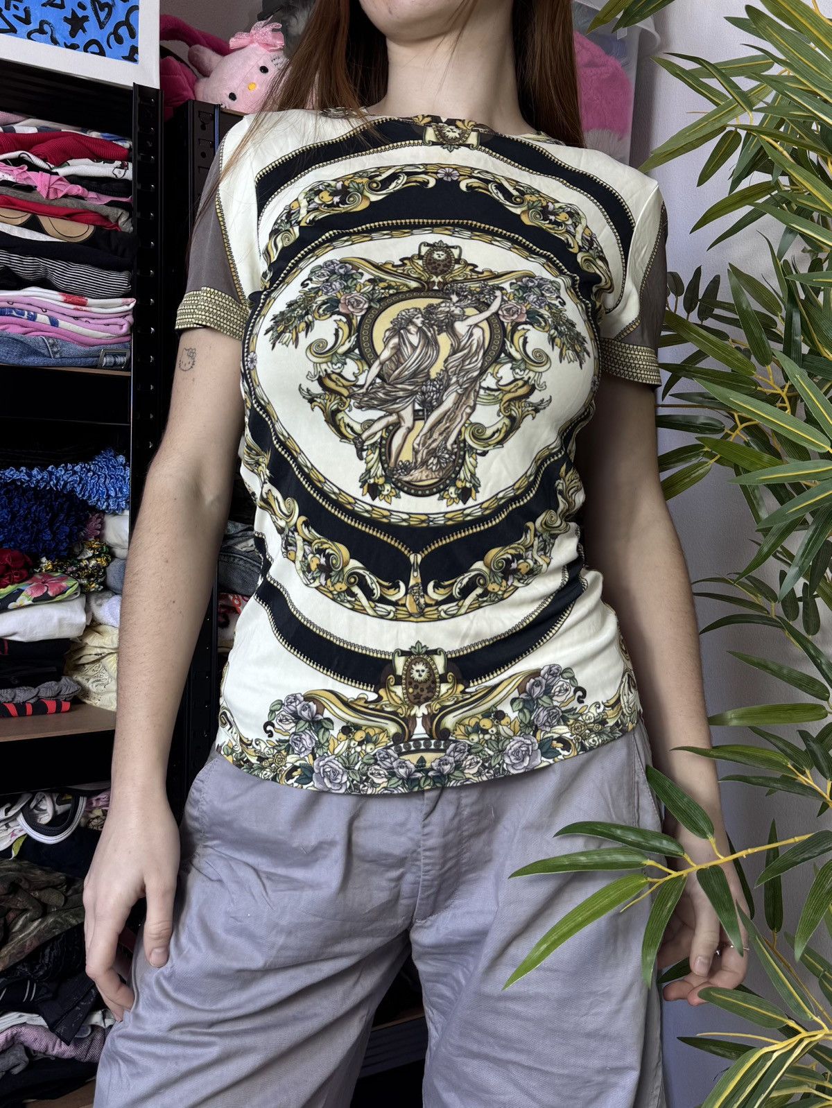 Versace VINTAGE VERSACE FULL PRINTED 2000s TEE SHIRT Size S / US 4 / IT 40 - 3 Thumbnail