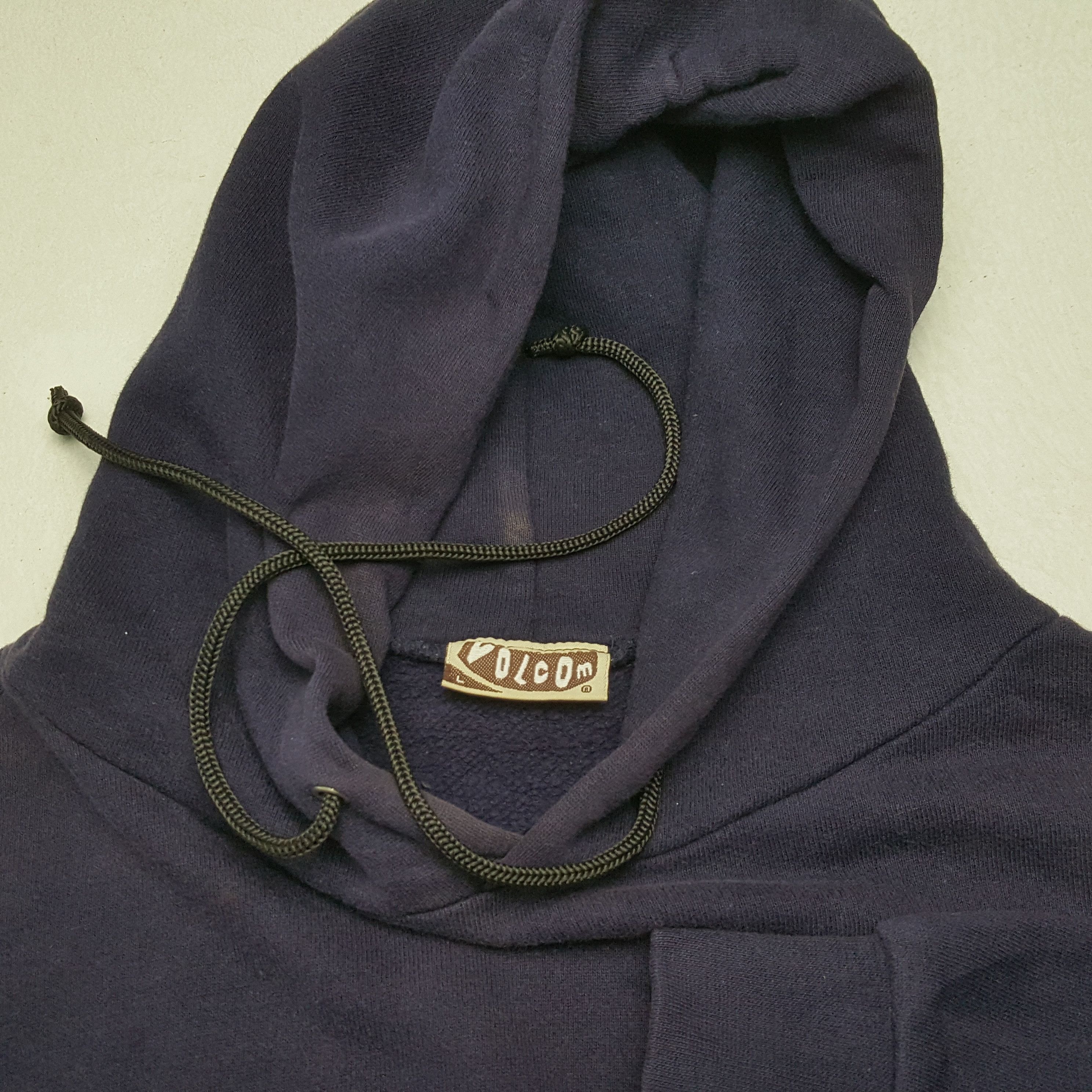 Vintage × Volcom VOLCOM Center Logo Design Hoodies Size US XL / EU 56 / 4 - 10 Thumbnail